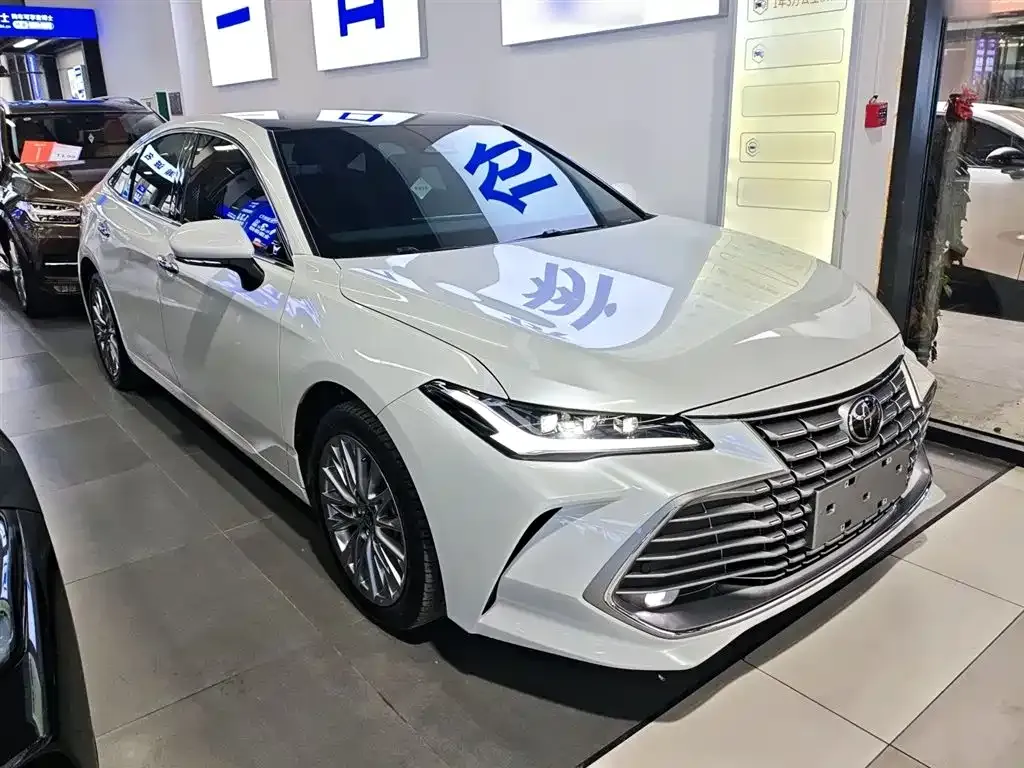 Toyota Avalon 2024 из CN, фото 9