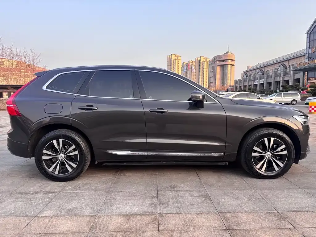 Volvo XC60 2022 из CN, фото 6