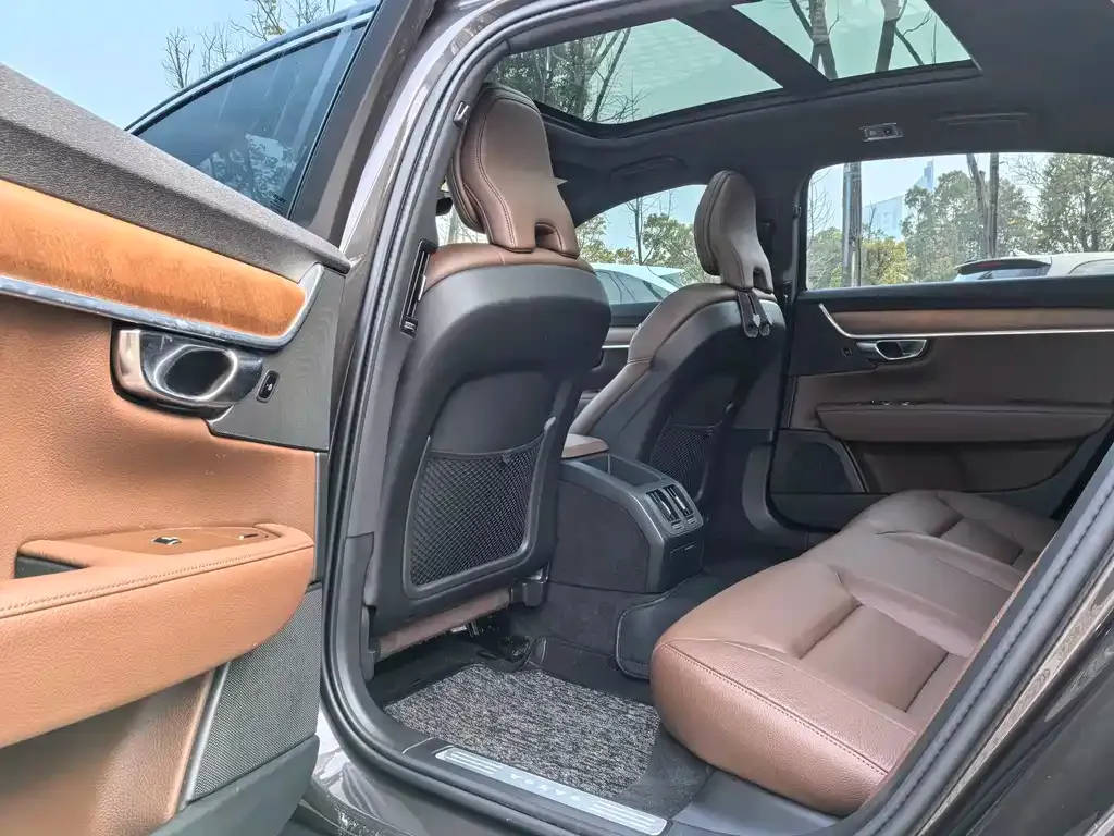 Volvo S90 2021 из CN, фото 7