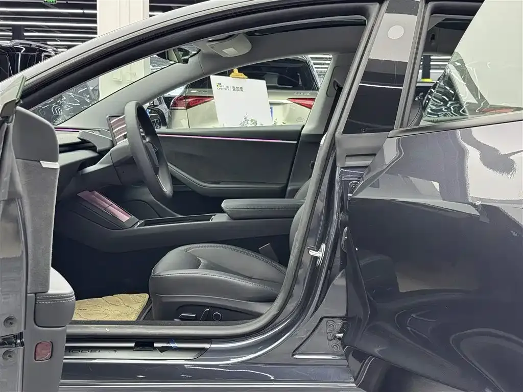 Tesla Model 3 2025 из CN, фото 9