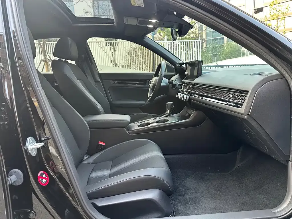 Honda Civic 2024 из CN, фото 6