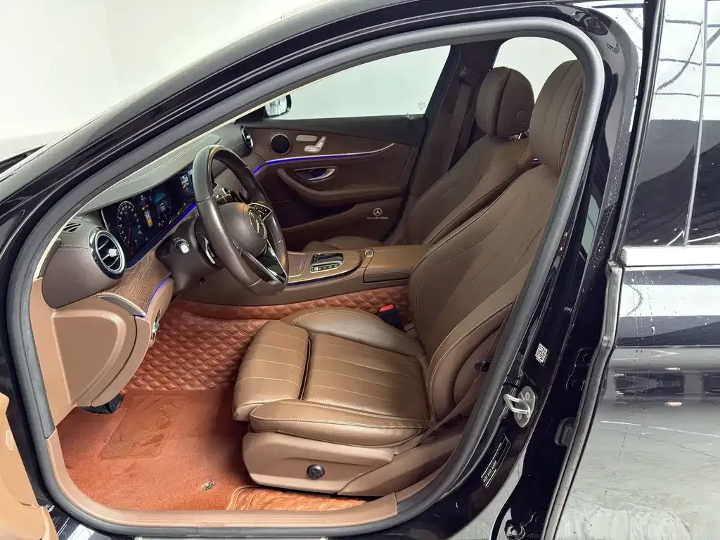 Mercedes-Benz E-Class 2022 из CN, фото 4