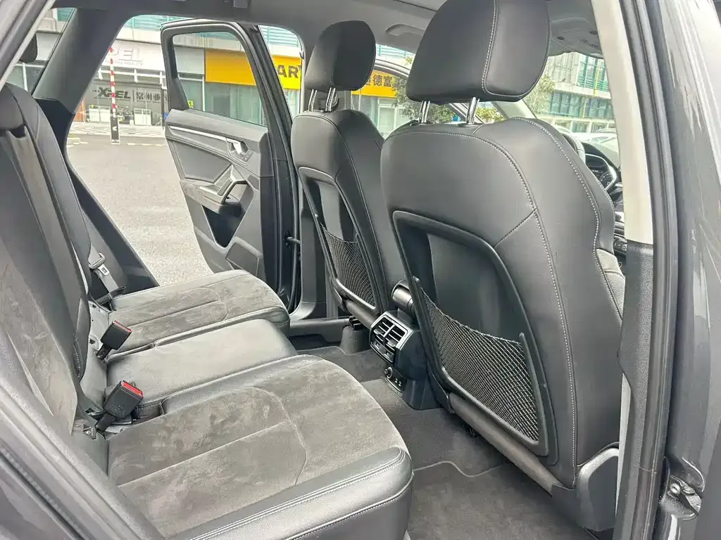 Audi Q3 2022 из CN, фото 2