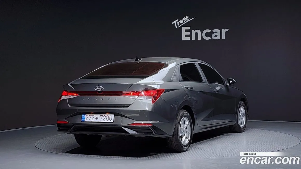 Hyundai AVANTE 2022 из KR, фото 2