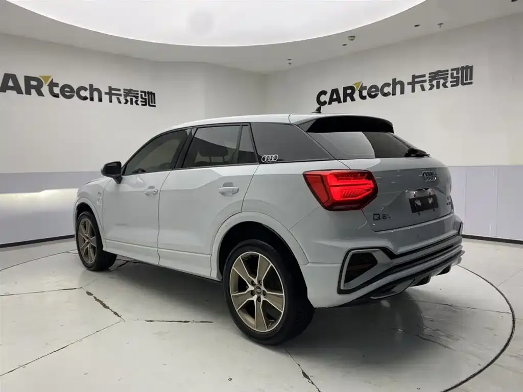 Audi Q2L 2023 из CN, фото 10