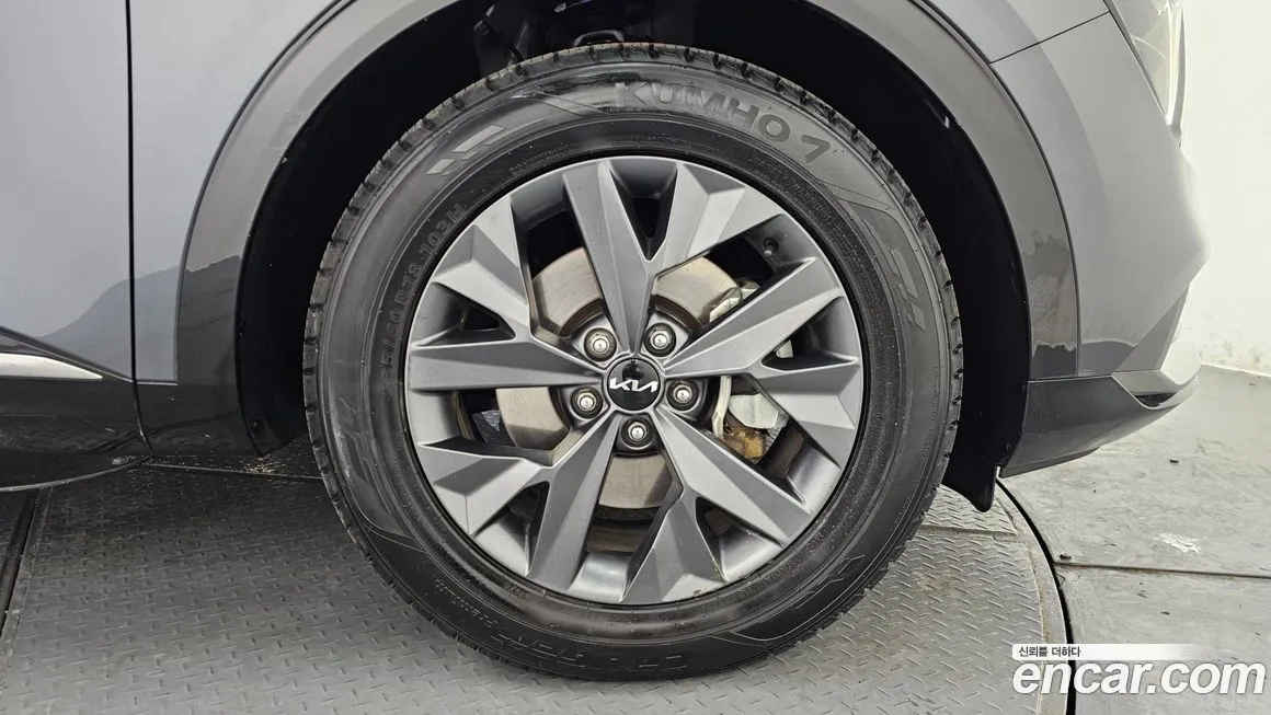 Kia Sportage — фото 7
