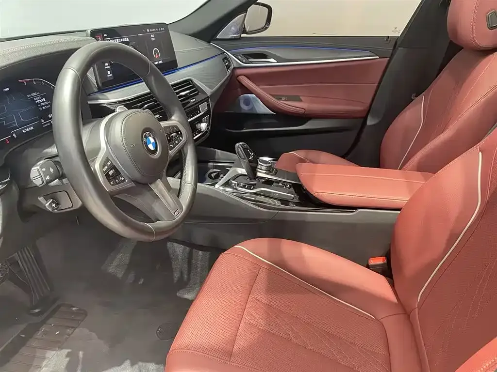 BMW 5 Series — фото 10