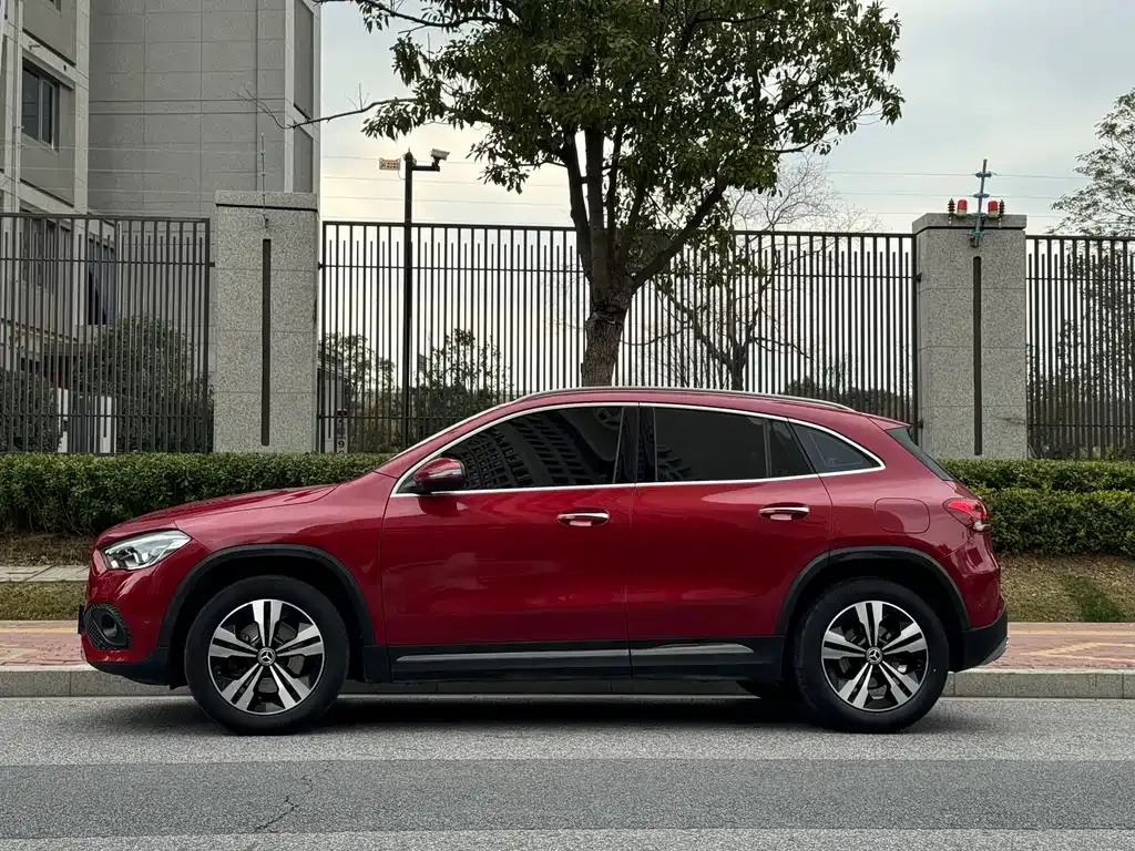 Mercedes-Benz GLA 2021 из CN, фото 3