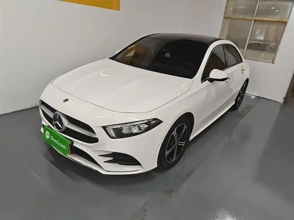 Mercedes-Benz A-Class 2023 из CN, фото 3