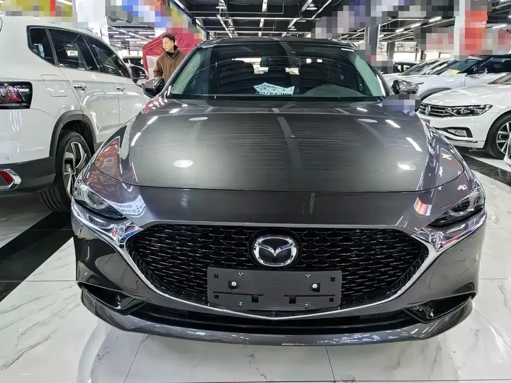 Mazda 3 Axela 2023 из CN, фото 3