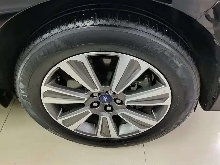 Ford Edge 2022 из CN, фото 3