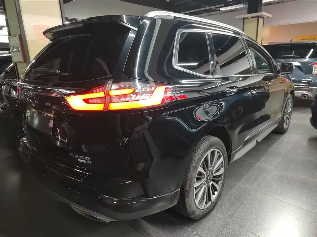 Ford Edge 2021 из CN, фото 8