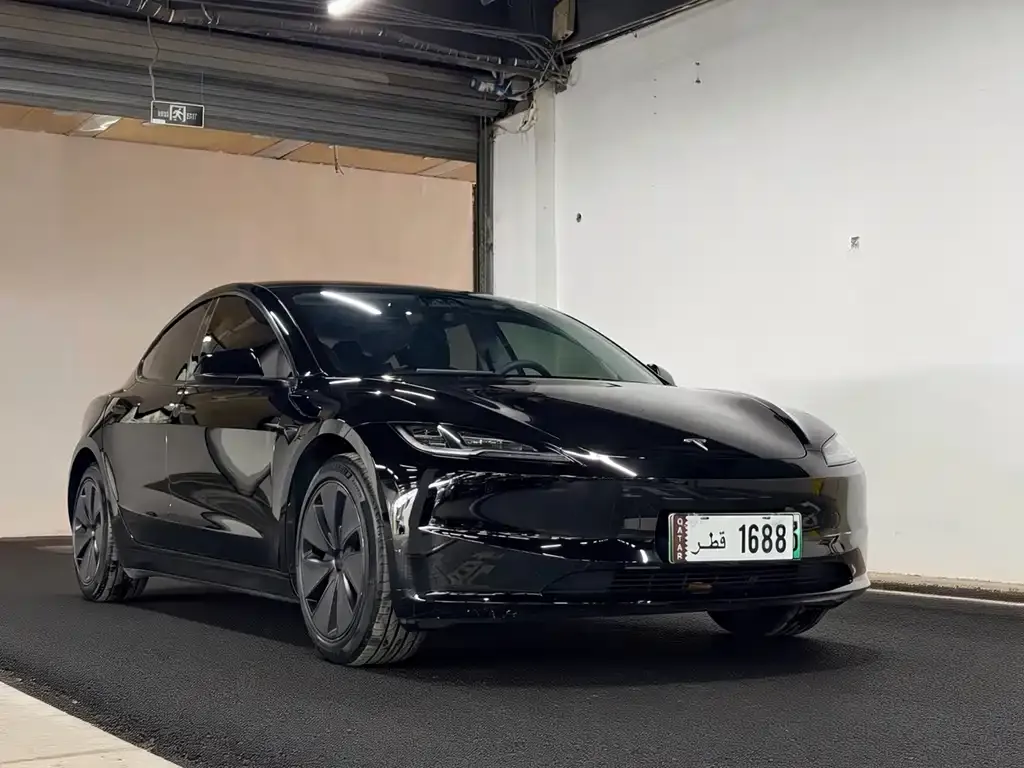 Tesla Model 3 — фото 4