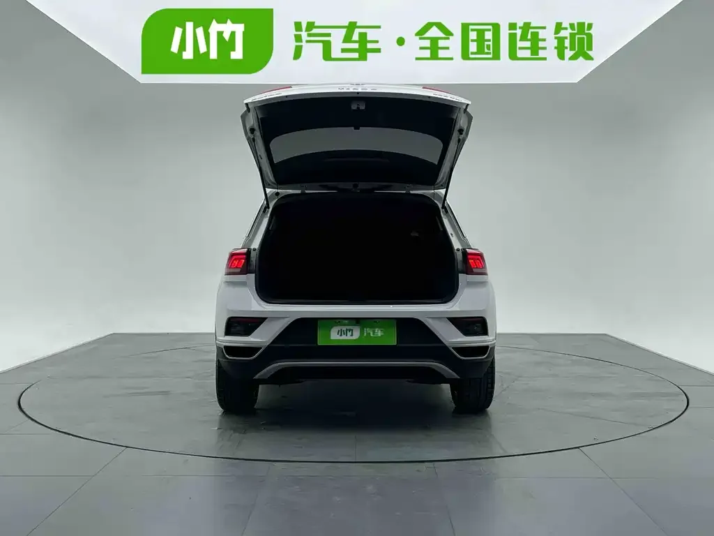 Volkswagen T-Roc 2023 из CN, фото 9