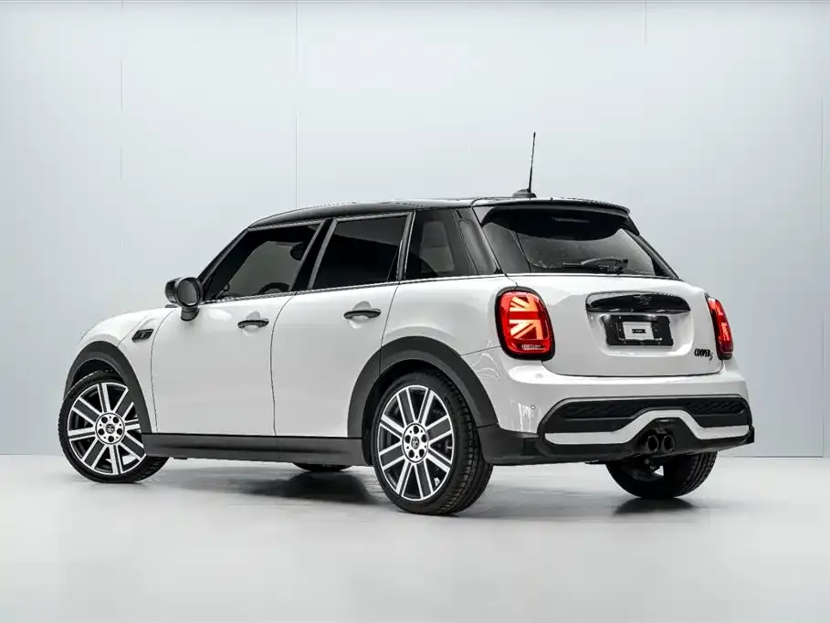 MINI Cooper (3-door) — фото 10