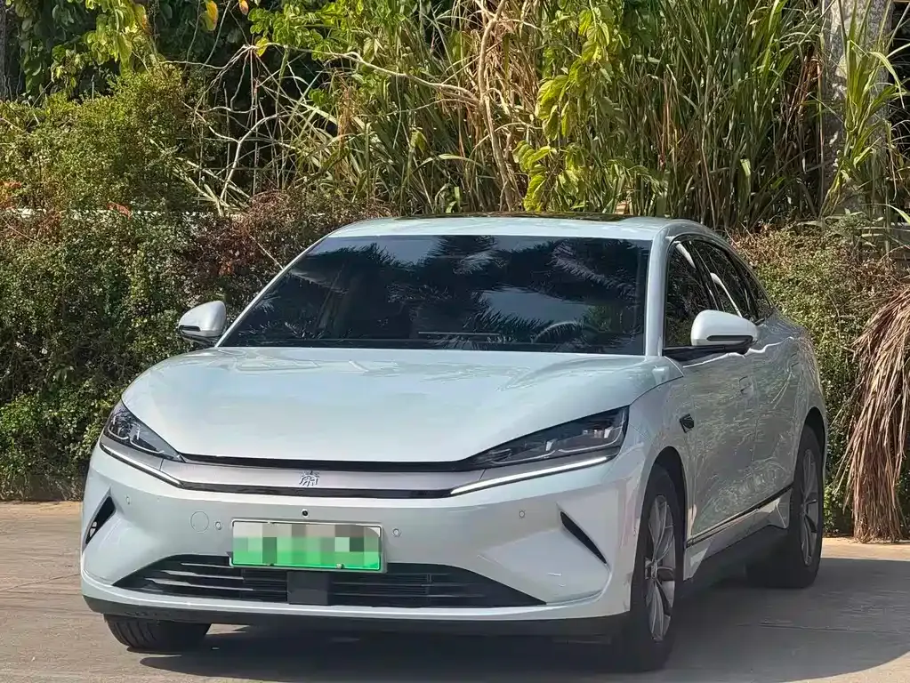 BYD Qin L