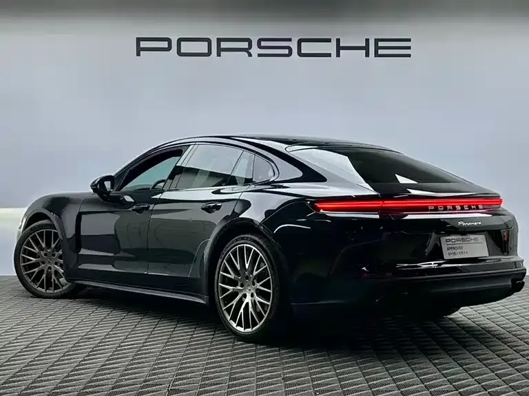 Porsche Panamera — фото 8