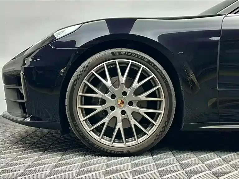 Porsche Panamera — фото 2