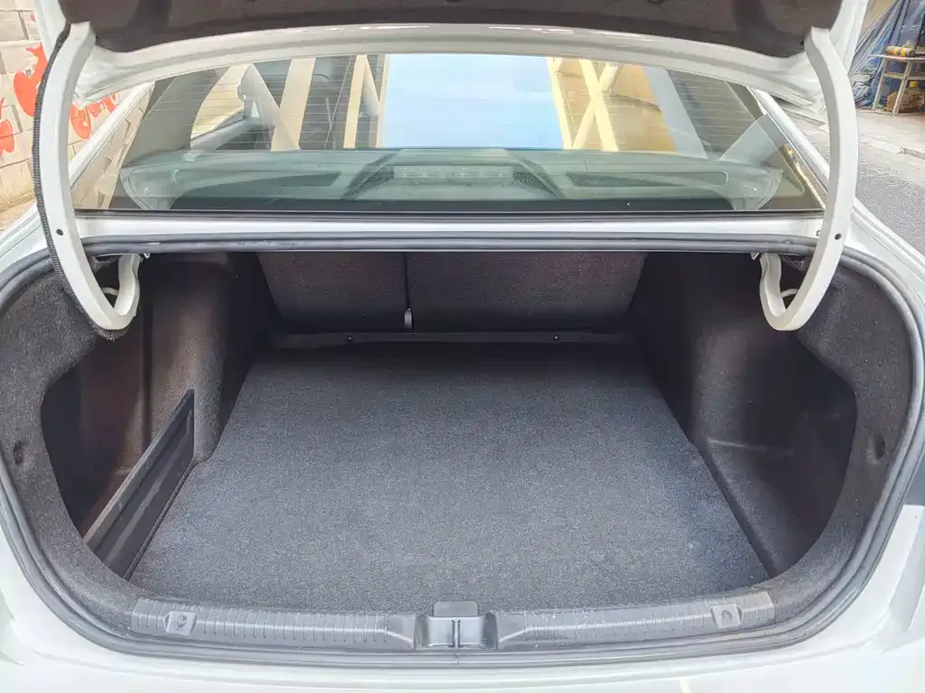 Volkswagen Bora 2022 из CN, фото 4
