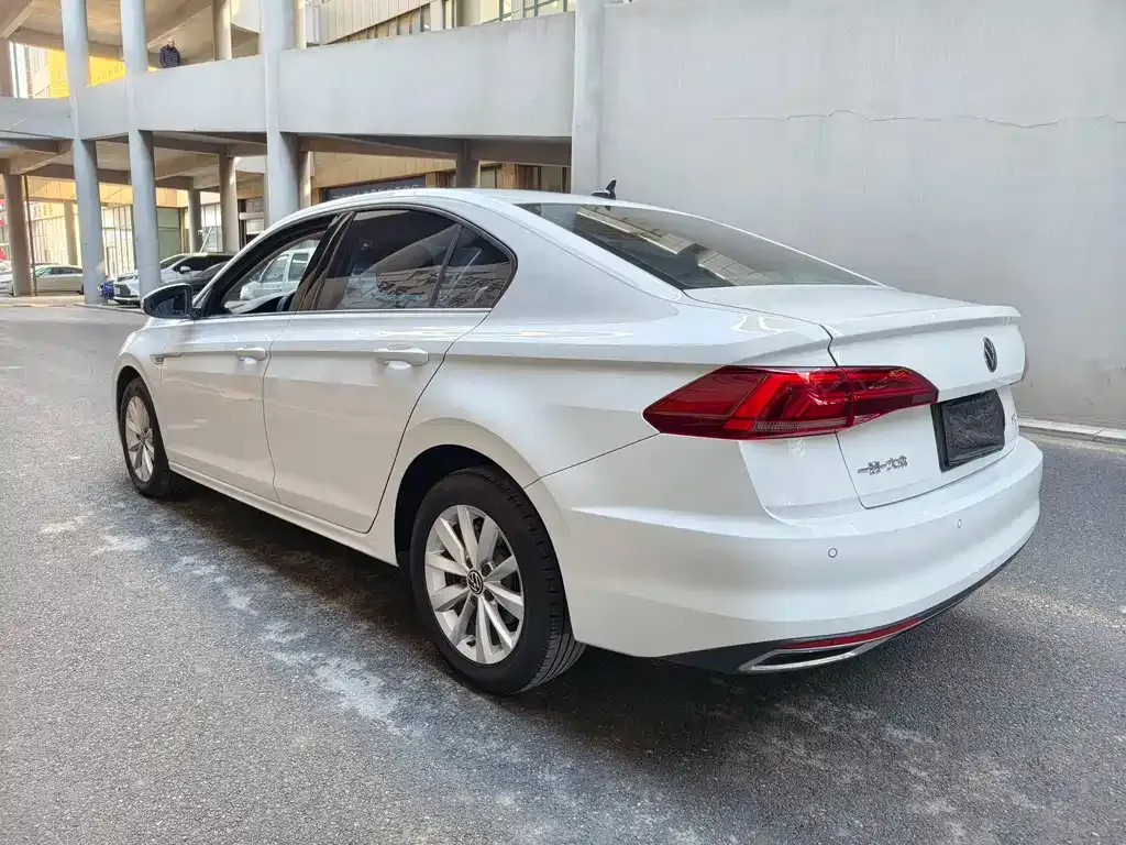 Volkswagen Bora 2022 из CN, фото 8