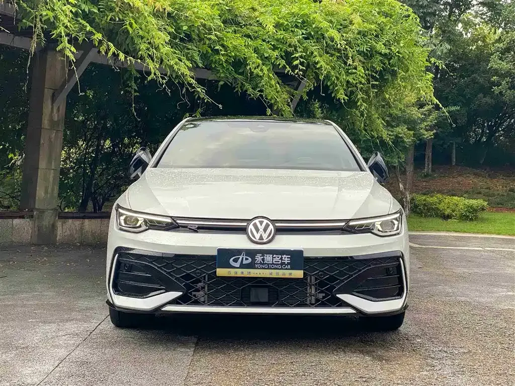 Volkswagen Golf 2025 из CN, фото 9