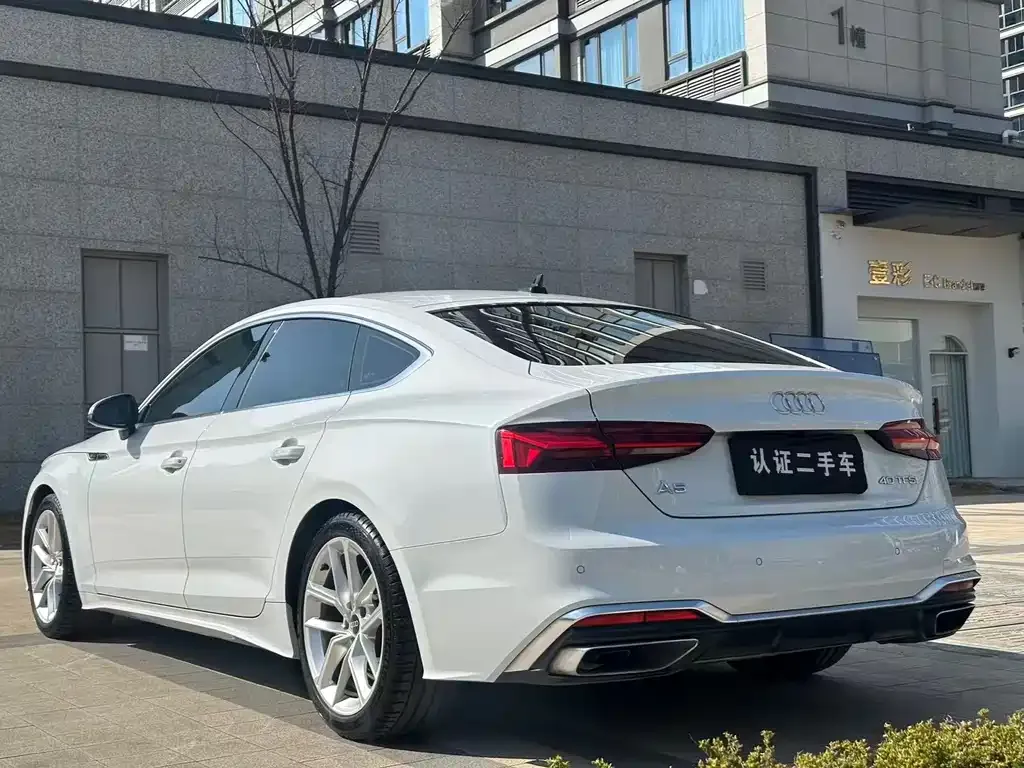 Audi A5 (Import) 2023 из CN, фото 3
