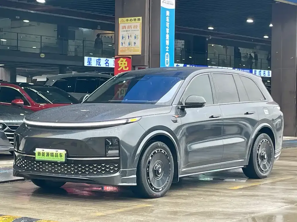 Li Auto L8 2024 из CN, фото 1