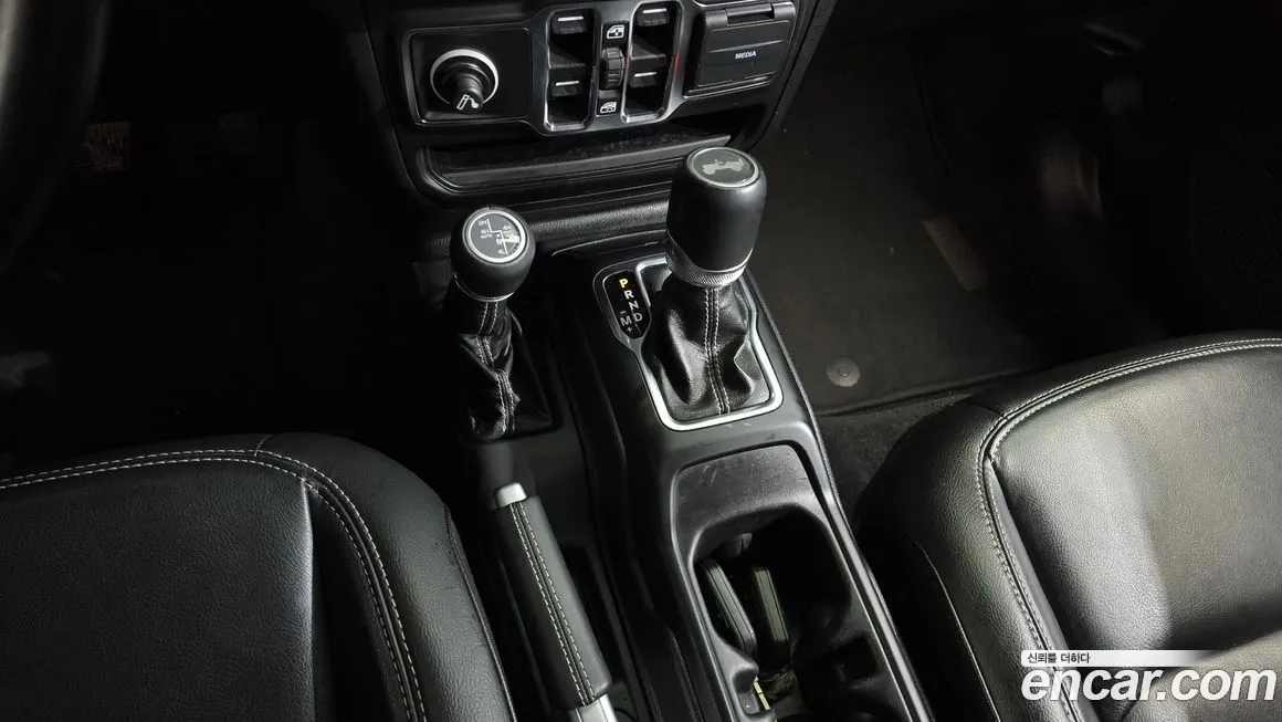 Jeep Wrangler 2021 из KR, фото 6
