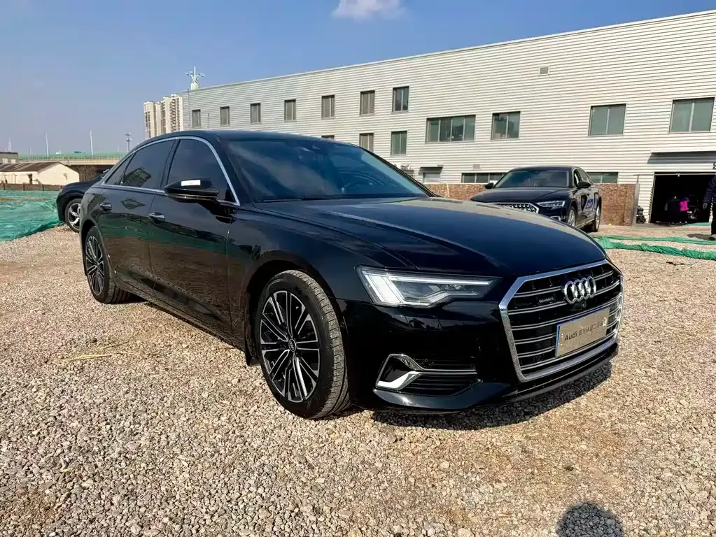Audi A6L — фото 9