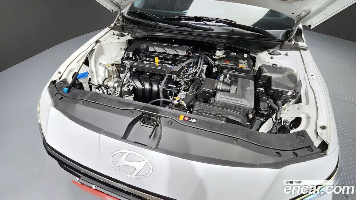 Hyundai AVANTE 2024 из KR, фото 2