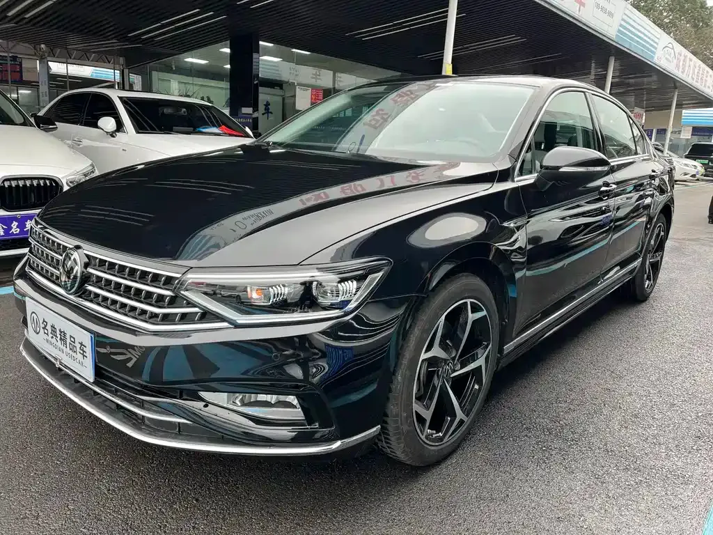 Volkswagen Magotan 2023 из CN, фото 1