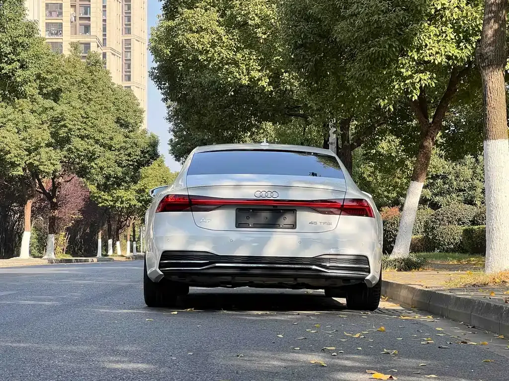 Audi A7 — фото 6