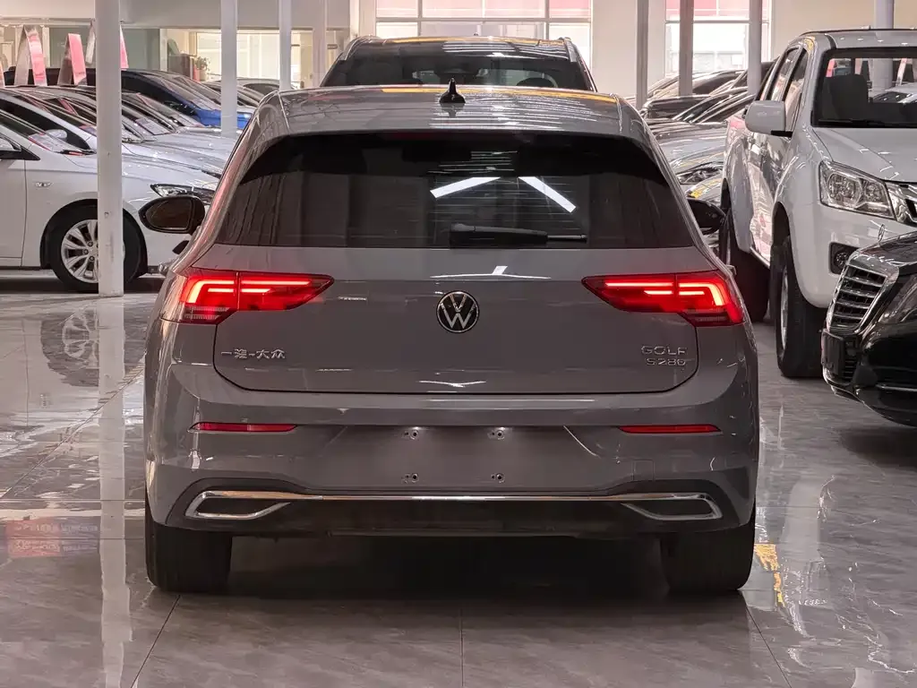 Volkswagen Golf 2022 из CN, фото 5