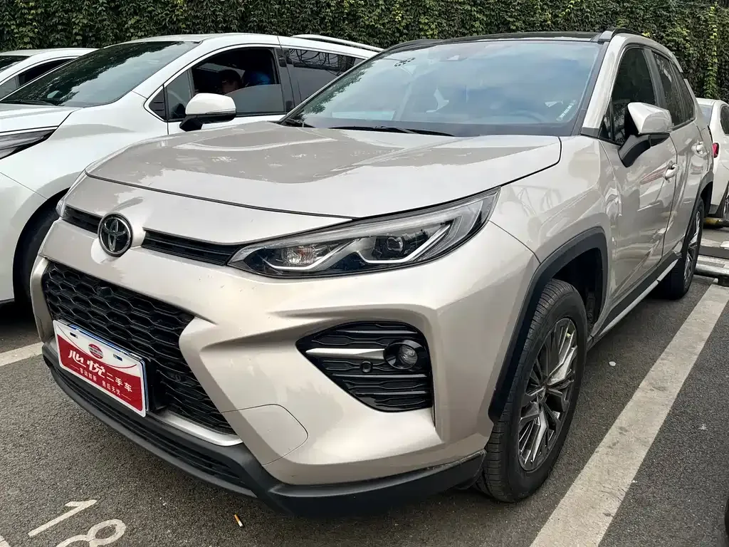 Toyota Wildlander 2023 из CN, фото 1