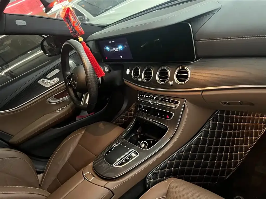 Mercedes-Benz E-Class 2023 из CN, фото 5