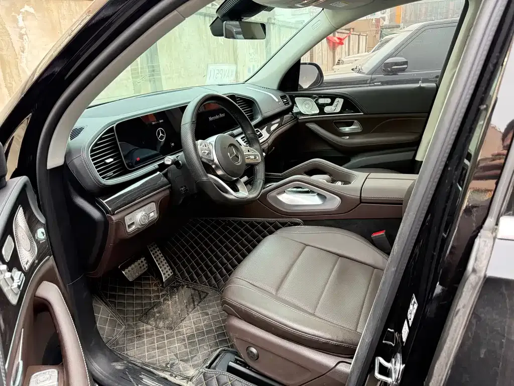 Mercedes-Benz GLS 2023 из CN, фото 9