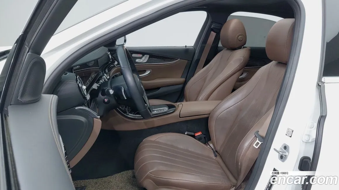 Mercedes-Benz E-Class 2021 из KR, фото 9