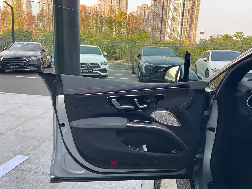 Mercedes-Benz EQS 2025 из CN, фото 10
