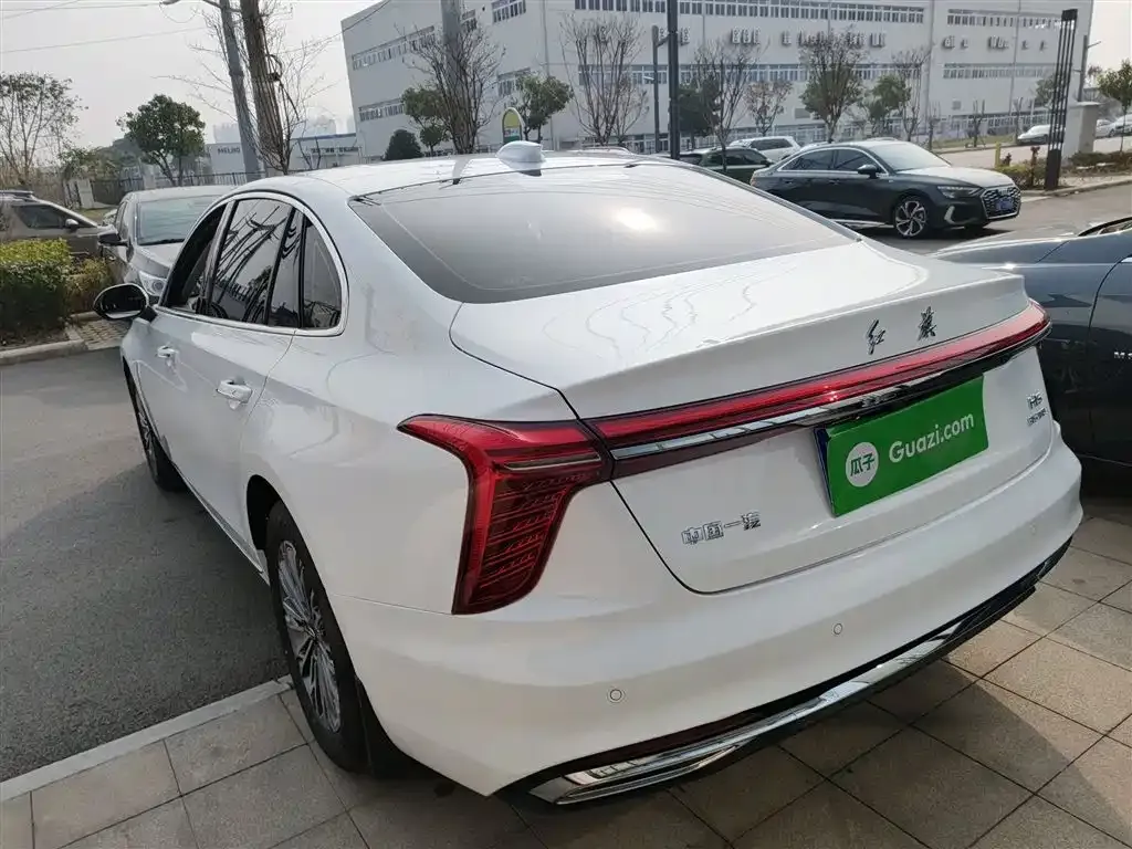 Hongqi H5 2024 из CN, фото 3