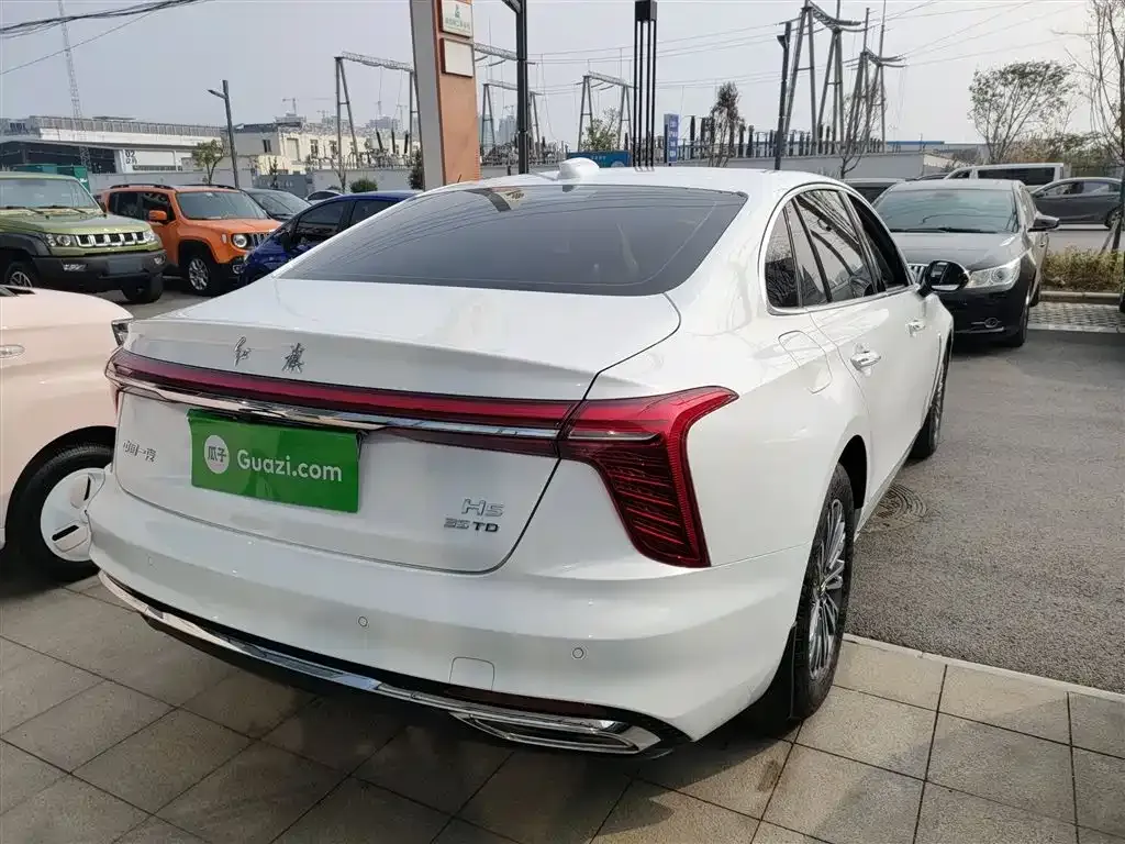 Hongqi H5 2024 из CN, фото 10