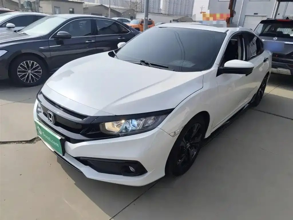 Honda Civic 2021 из CN, фото 2