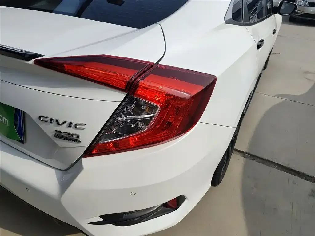 Honda Civic 2021 из CN, фото 3