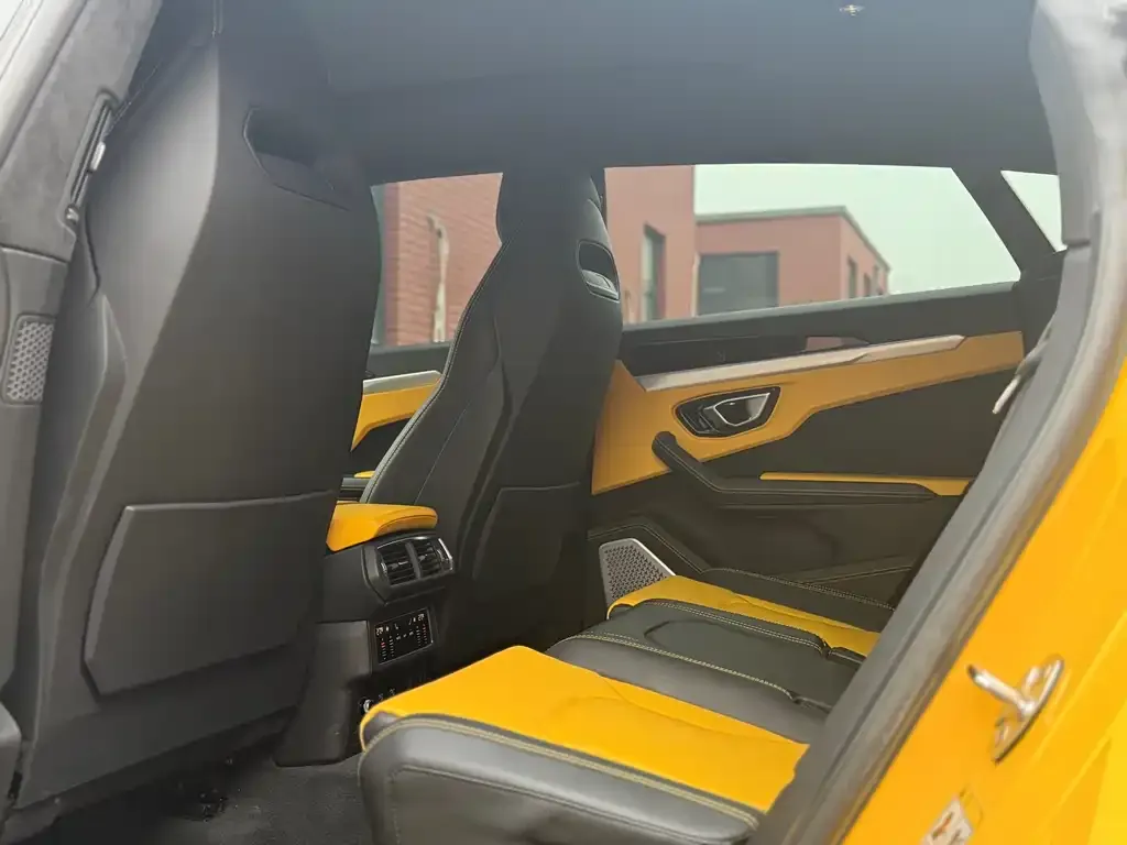 Lamborghini Urus 2022 из CN, фото 2