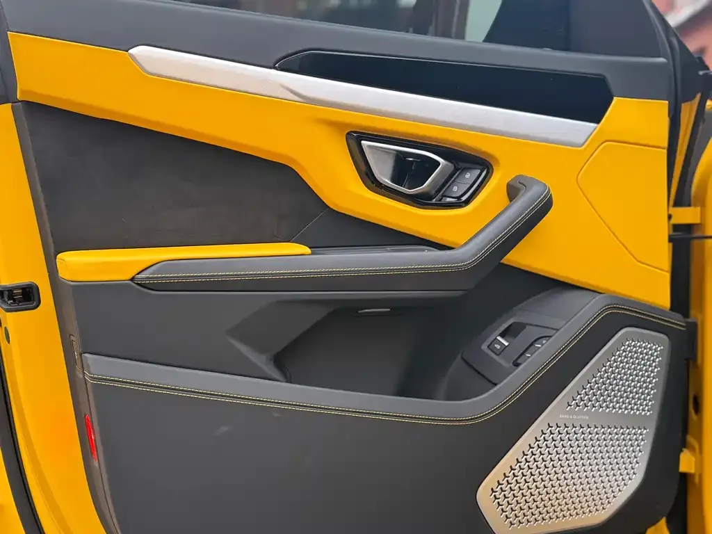 Lamborghini Urus 2022 из CN, фото 4