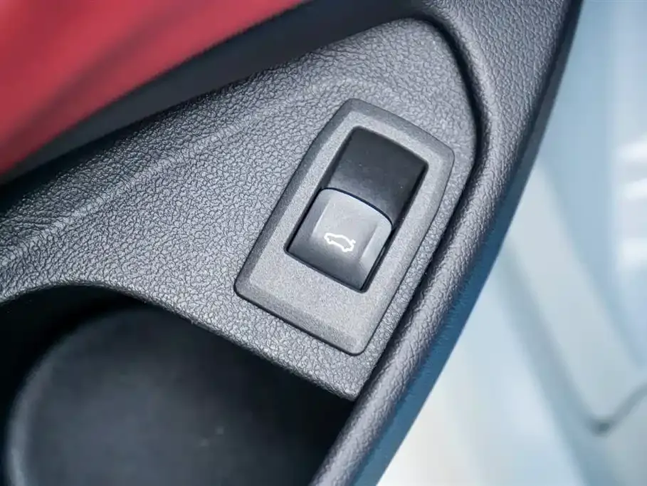 BMW 4 Series 2022 из CN, фото 9