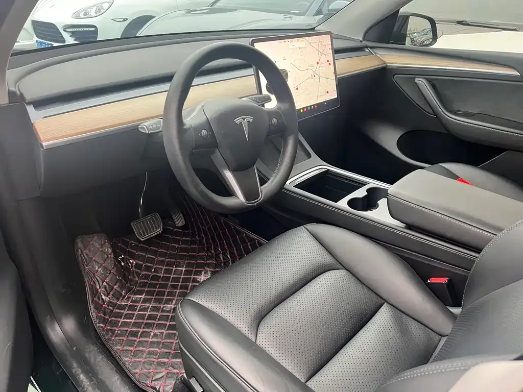 Tesla Model Y 2022 из CN, фото 3
