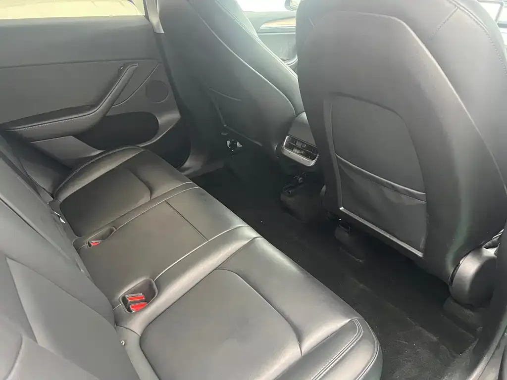 Tesla Model Y 2022 из CN, фото 8