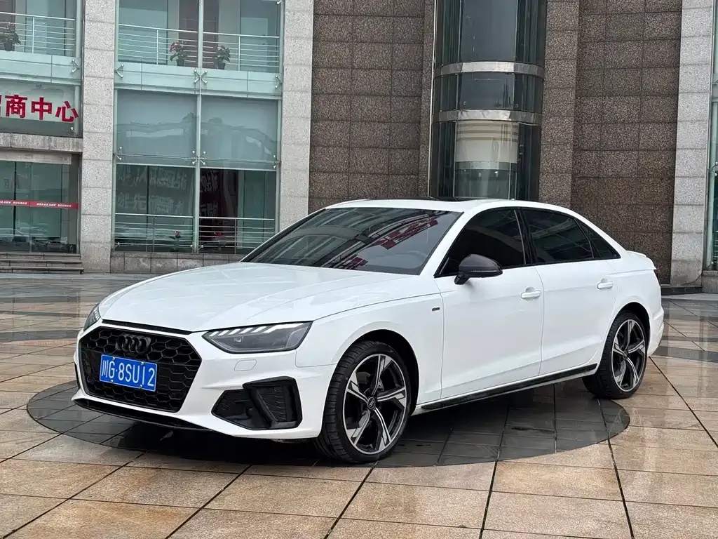 Audi A4L 2024 из CN, фото 1