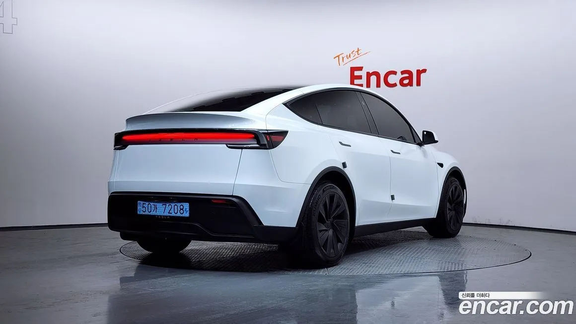 Tesla Model Y 2025 из KR, фото 8