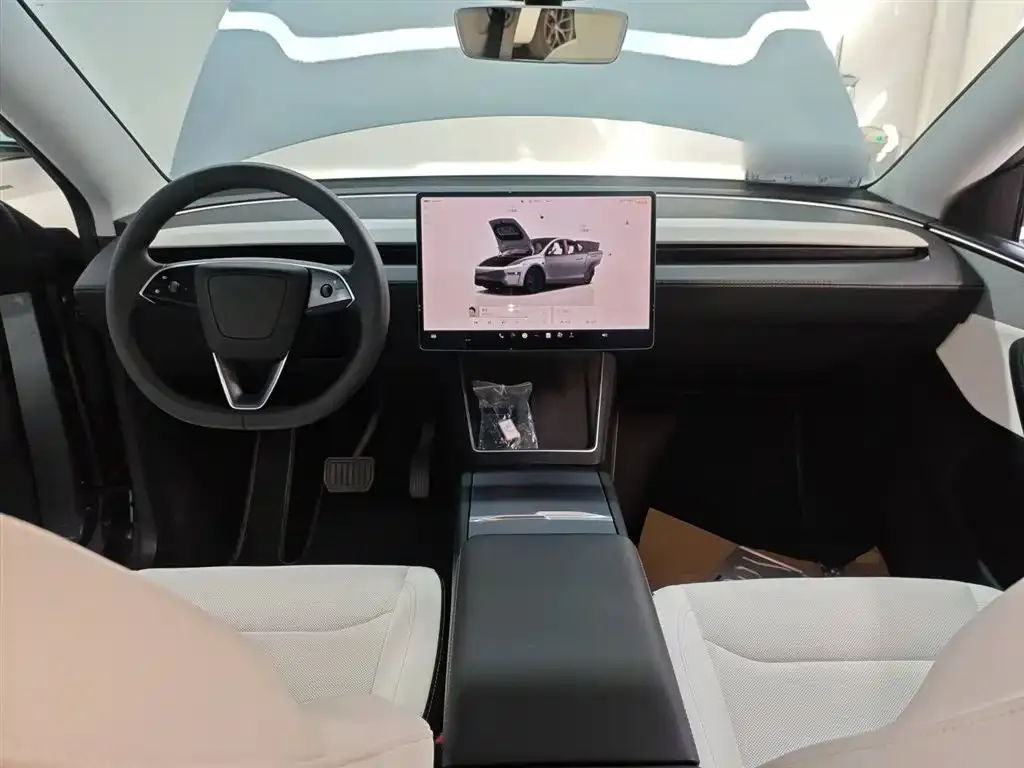 Tesla Model Y 2025 из CN, фото 7